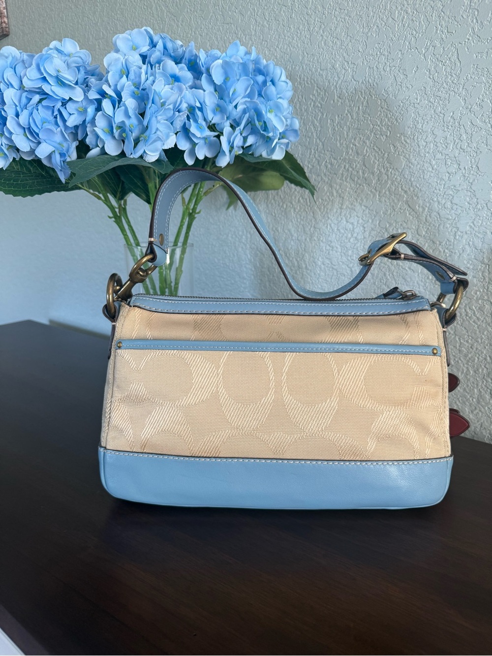 Coach Legacy 65th Anniversary Beige and Blue Shoulder Bag with Turn Lock Pockets - Picture 2 of 8